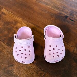 Crocs Size 2 / 3 Toddler Baby Clog Shoes Lightweight Slip On Pink Sandals